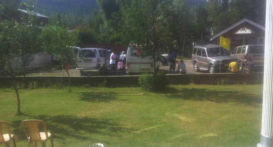 Hotel Apple Orchid Resort, Srinagar 5
